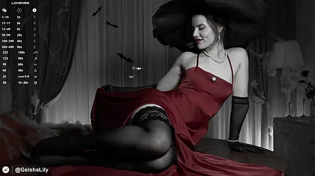 LoraDevon - explore my wild side with tempting moves
