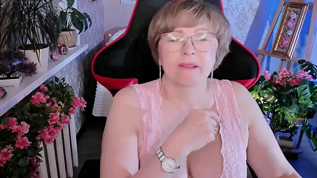 Sugar_vivien - tease ass and legs