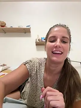 Jennifer11772 - Shower with me