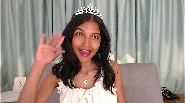 YuliethPetite - Fuck me under my dress