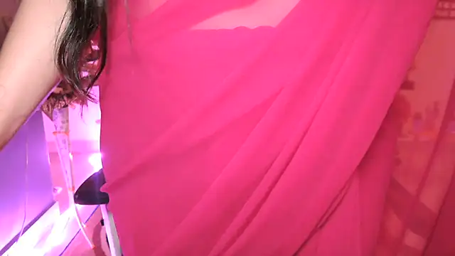 Maanya_01 - Naked Back Tease🥵