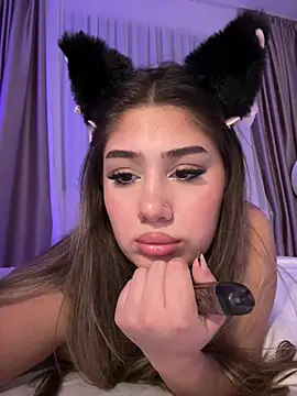 VivianneViolet - Make my pussy wet