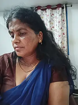 Sindhu_tamil00 - Boobs oil massage