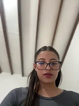 Arilw - OPEN PUSSY AND ASS