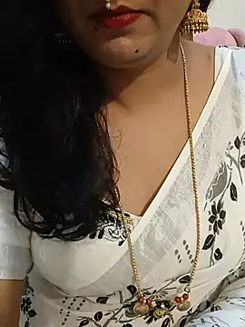 Urmila_kannada_telugu - Full nude in public 5 minutes lush contr