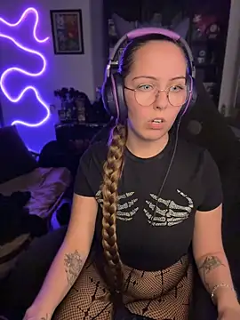 MaryPeach666 - LT Telegram + 2 Pussy Pics