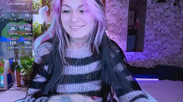 Jelya_sg - very slobbery topless blowjob