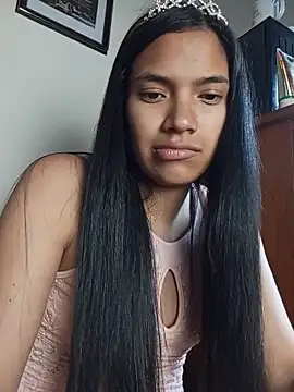 Amarilis_Lily - Fucking my wet pussy with a big dildo