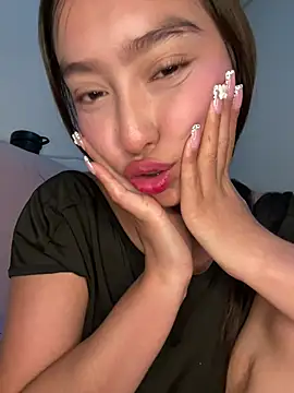 Miakittyyy - DILDO IN MY PUSSY🥵