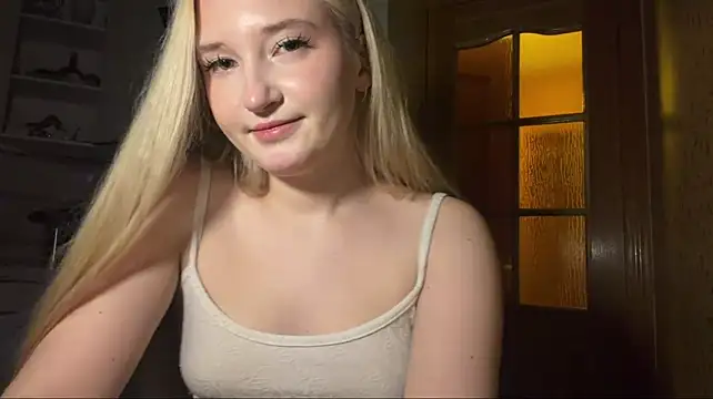 KinyKim - take off my little tight panties + ass
