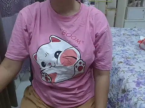 Bold_Jessy - suck dildo