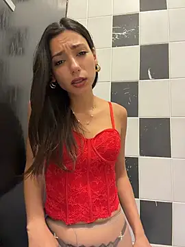 -_MiaQueen_- - Blowjob outside near urinal