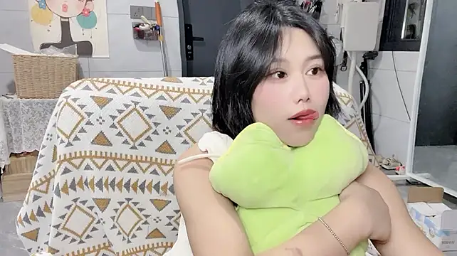 Liliya0010 - 大厅不漏点 私信C2C提前打招呼