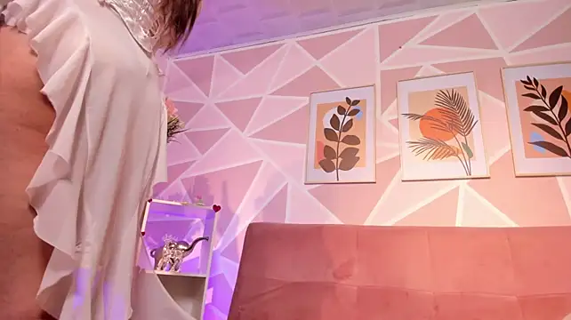 _RosieRider - Magic and tease dance ass 💚💫