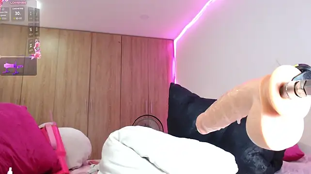Emma_Glutton - Big squirt for Daddy💦💦💦