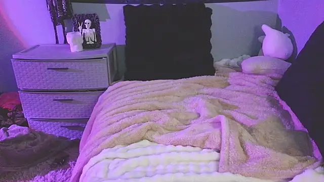 Tayamorxo - finger pussy for 3 minutes!!