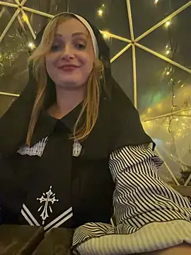 SaintlyRiskyAnnebelle - Dancing boobies 5 mins pub 🎃👻