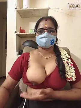 Tamilyazhini19