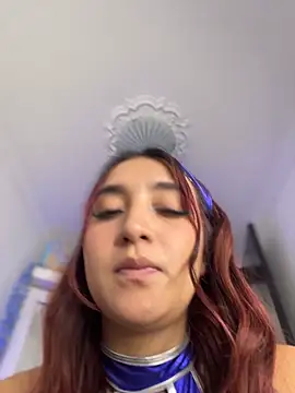 _Tammyy - Kitana mentre fa un pompino