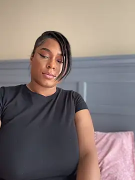 CandyLuxxxx - Slutty sloppy bj on knees♥️squirt vid LT