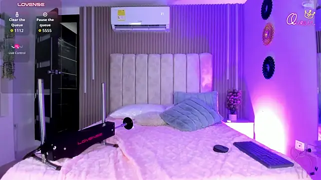 Rubi_Esmeralda - Fuck machine ON