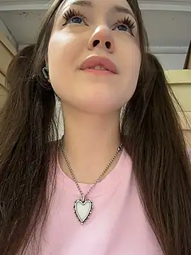 Peachy_Dream - show my boobies with open door