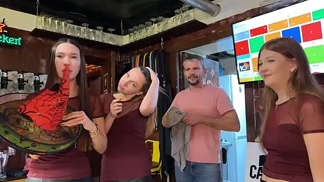 Dirtypub - Kristy squirt in bucket(ticketshow)