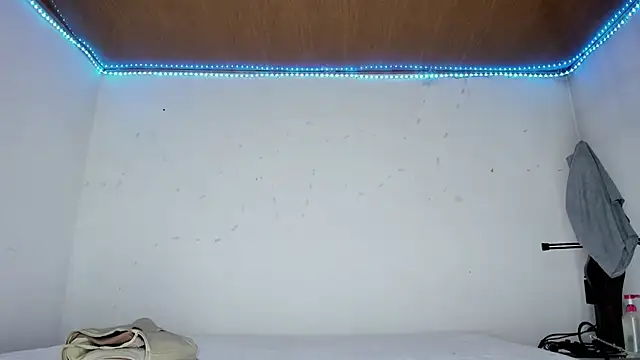 Karol_stom - chinese balls in ass deep