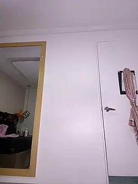 Salome_Bennet