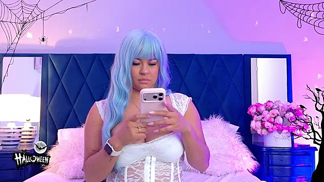 Margaret_Saunders - flash boobs + control 69 seconds