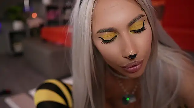 KarlaBart - Pollinate your Queen Bee👑 Dildo Play