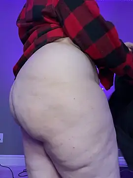 MAXXXTV - Last tip gets 2 squirt videos!