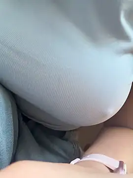 Jenn_fit - ✨ KISS PASSIONATE✨