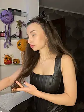 Polli_Kiss - tease you taking BRA OFF 😋