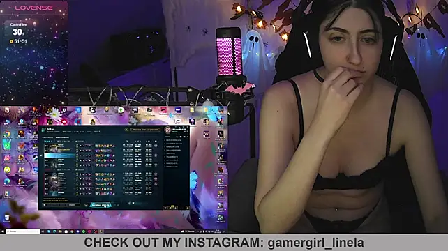 Gamergirl-Linela - LT Gets Halloween Special Video