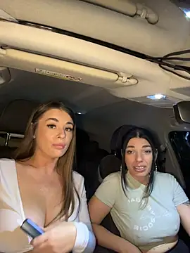 IsabellaEtthan - Pussy spanks x10+gift4last