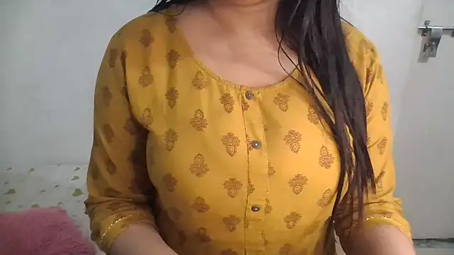 Nayra7 - turn around in panty
