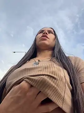 Dominantandsubmissiveshow - Spit boobs + fingering pussy