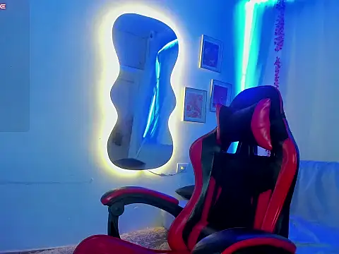 Lilith_love_1 - GIVE CONTROL TOY