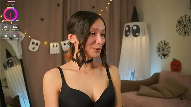 ThereseTonetti - untie my bra and show side tits&naked bk