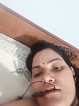 Anushka_Singh0