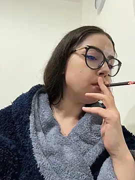 KaylaLewyss - Let’s start the Weekend 🥳