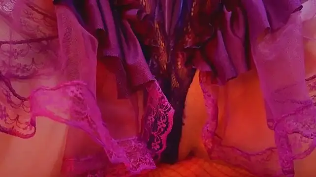 Aria_Pie - Tease boobs