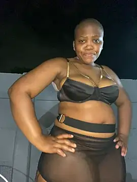Beyoncex05 - Make it rain 💦🤤🥵