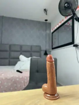 Emilyy_r - Saliva dripping
