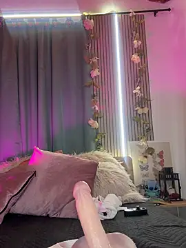 RossemaryRain - SUCK YOUR DICK IN THE MIRROR
