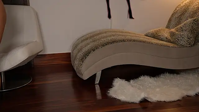 Katyerave - Squirtshow