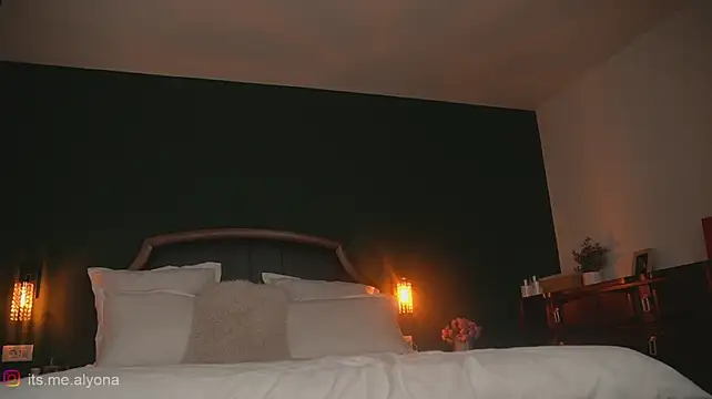 Alyonaqueen_