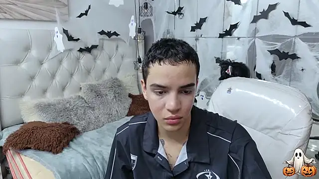 Sparks_eva - Show naked + suck cock🍒