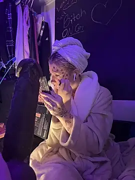 MollyMonroe666